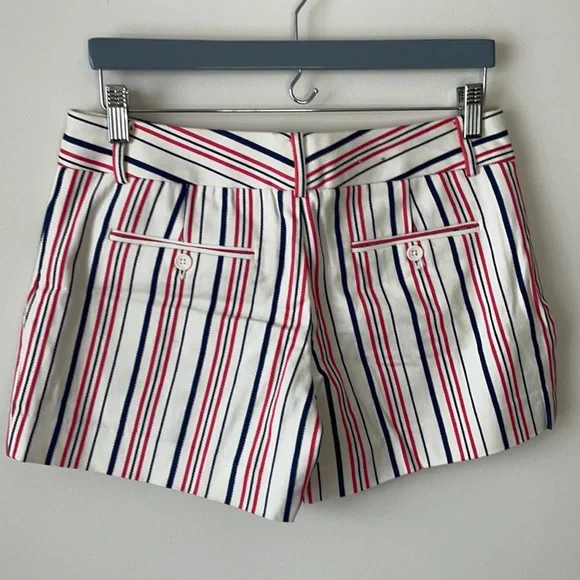 Club Monaco Shorts - Picture 2 of 6